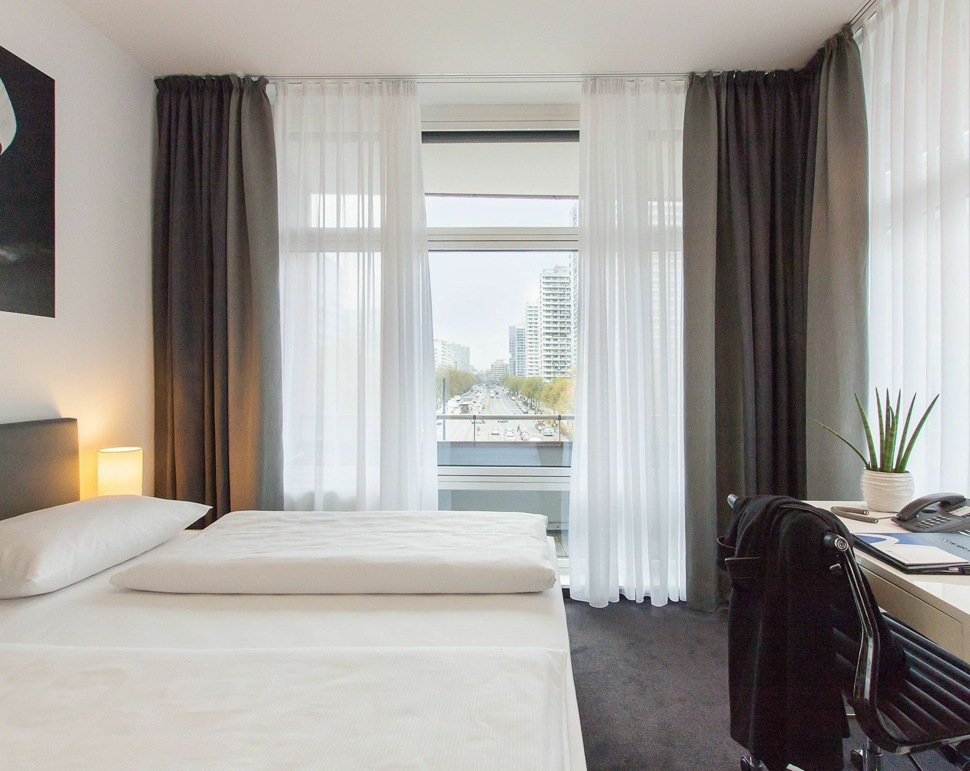 Select Hotel Berlin Gendarmenmarkt מראה חיצוני תמונה